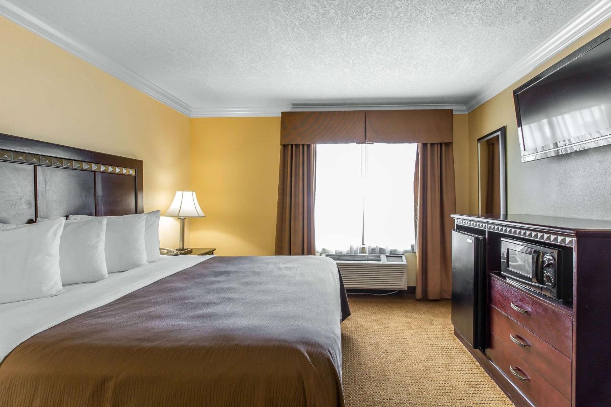 Quality Inn & Suites Bell Gardens-Los Angeles Luaran gambar
